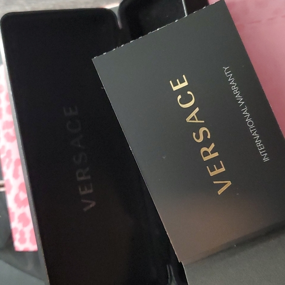 Versace  lens case - Picture 3 of 4